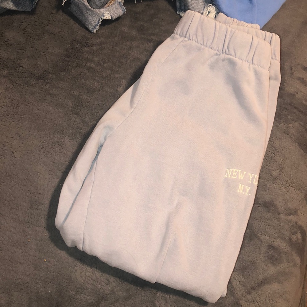 sweatpants
